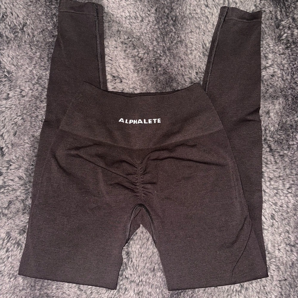 ALPHALETE AMPLIFY LEGGINGS